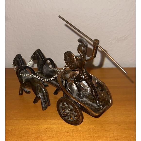 Vintage Roman Centurion Solider In Chariot With Horses Brass Copper Tone Heavy - Picture 5 of 6